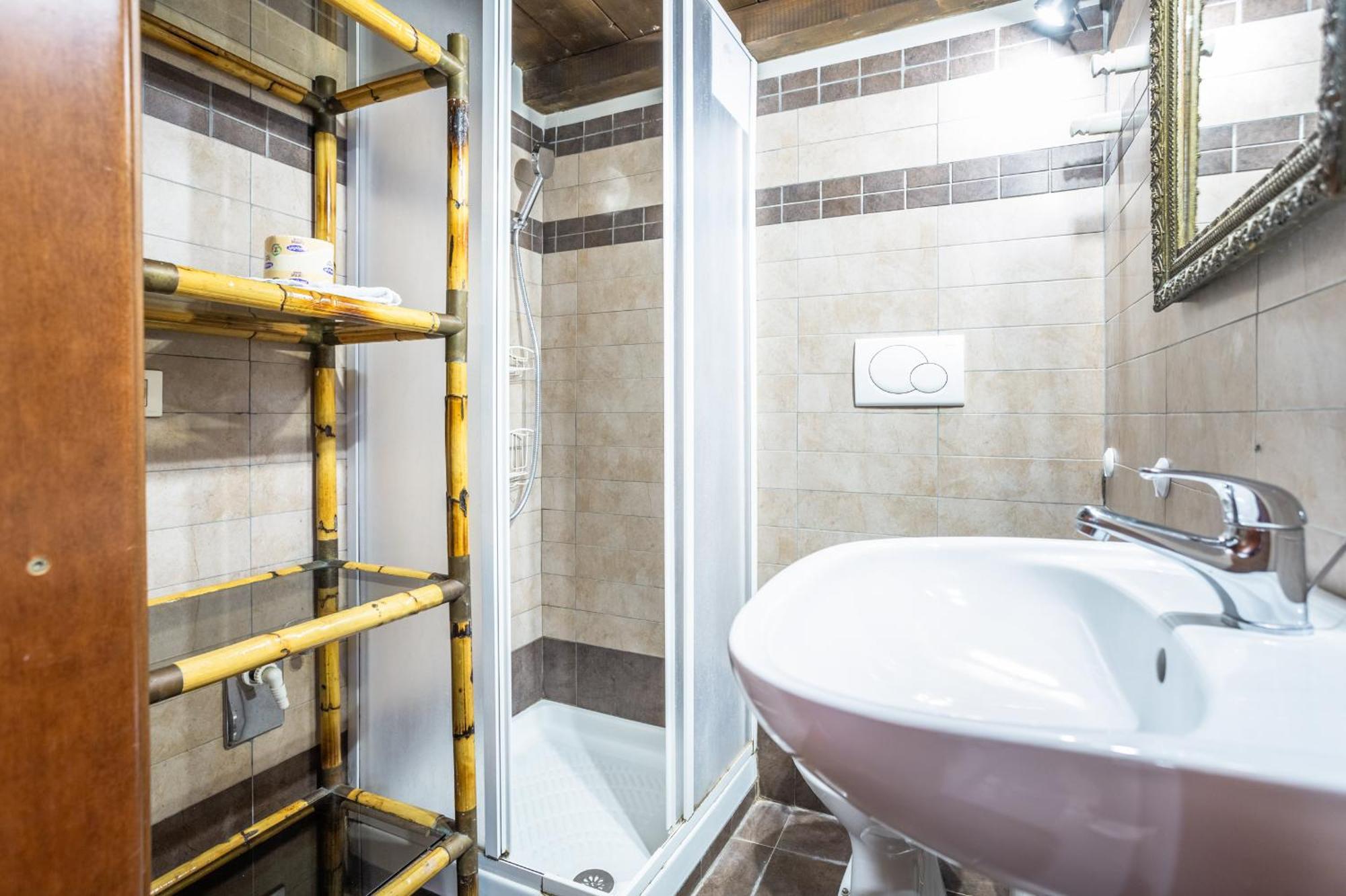 The Magic Hole Apartment Rome Bagian luar foto