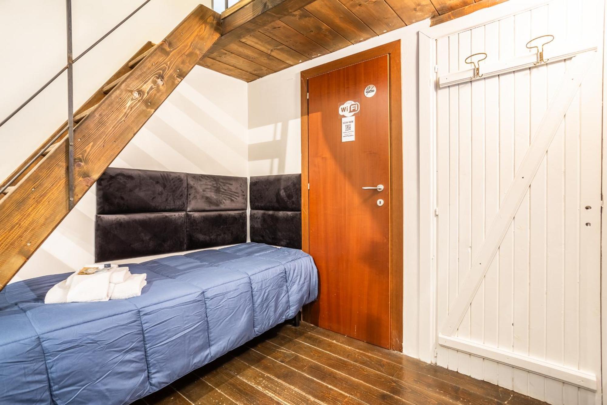 The Magic Hole Apartment Rome Bagian luar foto